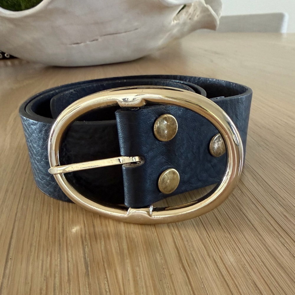 B-Low the Belt Black Pebbled Leather with Gold/Brass Buckle. Like new! Medium
